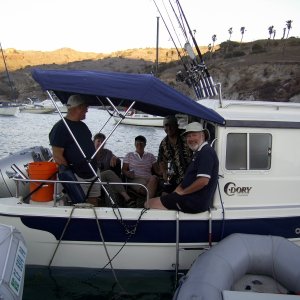 Media 'Drinks on Dinner Belle II.' in album 'Catalina 2007 - Ok, which way do we go now.
from left- PJ, Sue, John, Robin, Jim, Ron, Kathy, Joel and Scott'