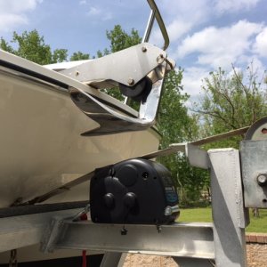 Some marina\'s prohibit power on loading so added electric winch