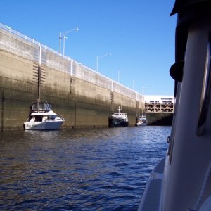 Locking through Nickajack