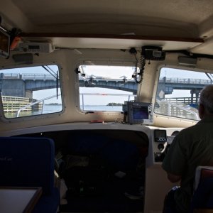 Shall we lower the VHF antenna?