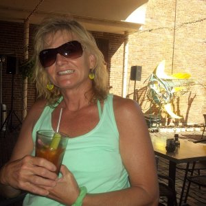 Media 'Karen at Breezeways in Sanford' in album '"Blues Cruiser" Pounce Inlet, FL'