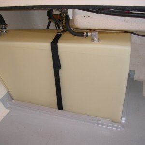 Media '(seabran) Starboard Tank with aluminium angle on cleat' in album '(seabran) Tank cleats Starboard'