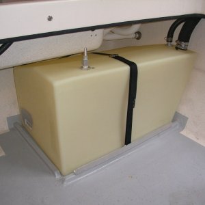 Media '(seabran) Port Tank with aluminium angle on cleat' in album '(seabran) Tank cleats Starboard'