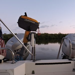 Dinghy motor carrier
