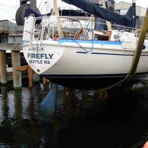 FireFly haul out, prepares for Desolation Sound