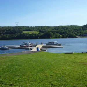 Looking out from the Evandale Resort fun place beautiful floating docks