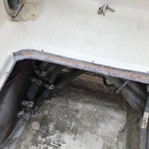 Balsa undercut on outboard side.