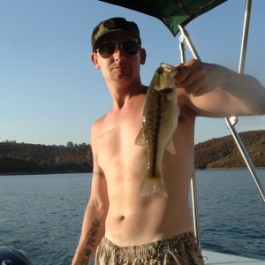 Media '114 degrees in New Melones' in album 'Fishing'