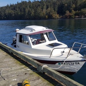 Media 'Cornet Bay' in album 'Otter Limits CD16 Cruiser'