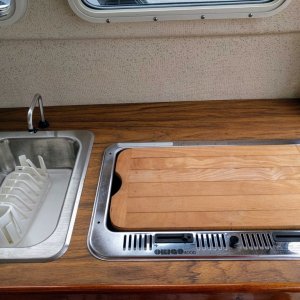Media 'Galley' in album 'Erina Durbin, $ 32,000, stored in High & Dry at Tidewater Marina, 100 Bourbon St., Havre de Grace, MD 21078.Text or call 859-492-1964'