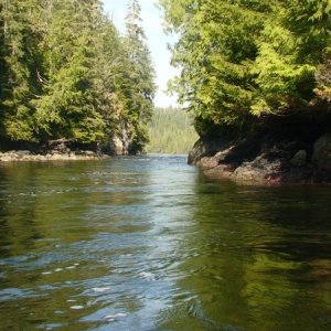 Tidal rapid at entrance to Bradley Lagoon at Blunden Harbour.