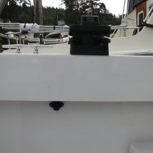 Media 'Scotty Mount and electrical outlet' in album 'Coho - just over 10 pounds - caught at Scatchett Head 09 17 07'
