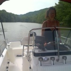 captain linda, picture taken yesterday, may 21, 2011, just off the ohio river! this boat will move!