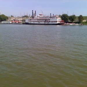 belle of cincinnati, resting at her dock, aug, 2010