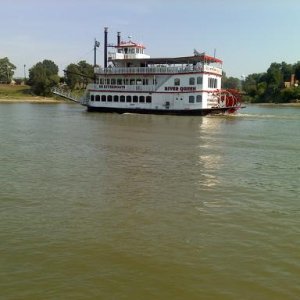 river queen, cruising upbound on the ohio river, mile marker 470. aug. 2010