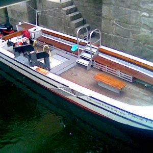 32' Twin Engine