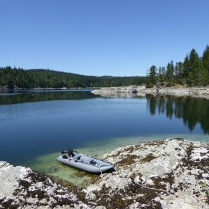 Exploring the Octopus Islands via dinghy