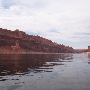 Heading down river below Iceberg Canyon.