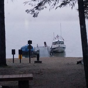 Media 'Foggy October morning on Priest Lake, Idaho' in album '0812181557a'