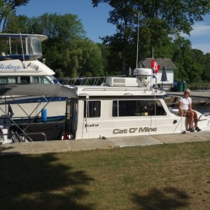 Holidaze owners invited us stay at their private dock with power rather than the marina...friendly folks all over.