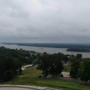 Top of Grafton winery on the Mississippi north of Alton Meet in the Middle