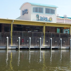 Famous LuLu\'s (Jimmy Buffett\'s sister) on the Gulf ICW, near Orange Beach, AL