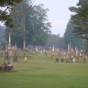 Cemetery by Baldwinsville town wall (Lock E-24 on the Erie canal)