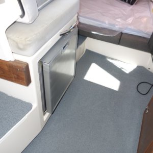 new Nav  grab hanble and spray painted fridge door