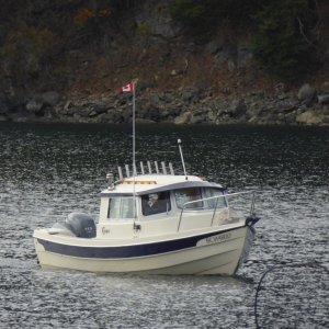 Arend and Christine arriving in their beautiful 22 Angler, joining from BC.