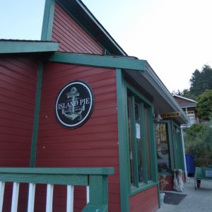 The pie store at Deer Harbor