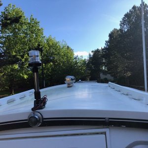 brand new horn and fold down anchor light