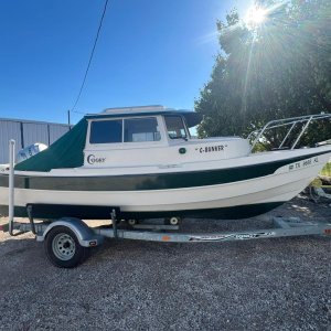 Media 'dbfe3c10-91a2-4fa3-9a16-b9fea2779120' in album '2004 C-Dory 19 Angler'
