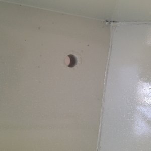 Media 'Drain hole in bottom' in album 'Closed front view'
