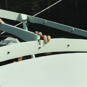 Ridge support inserted into front cross member.
