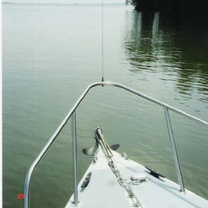 AM/FM antenna on bow rail for good reception.