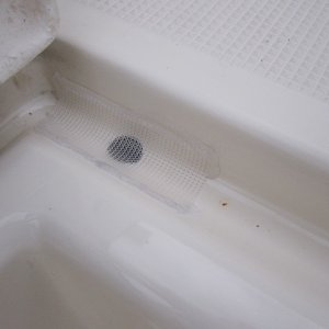 Media 'Fishbox channel drain' in album 'Fishbox channel drain'