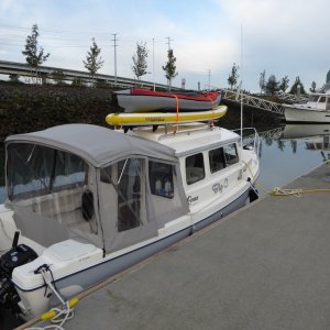 Saturday morning Sept 16th, after staying Friday night at the marina dock. Note the power cord - it's heater season again!