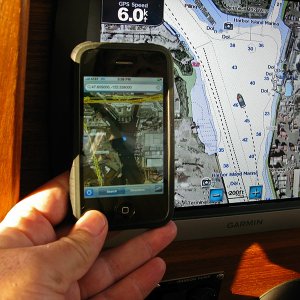 iPhone/Garmin comparison: N47.605 by W122.338 / N47.566 by W122.347