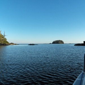Our anchorage in False Gay Passage was exposed to the SW, but it was so calm that we took a chance.