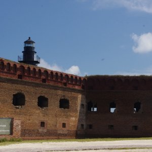 Media 'Fort Jefferson' in album 'Launching at Key West'