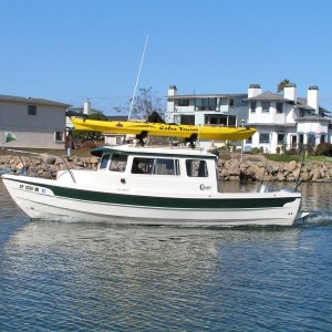 Nice shot of Jeff's new 22 (2 months old) leaving Channel Islands Harbor on our way to Santa Cruz Island's Painted Cave.