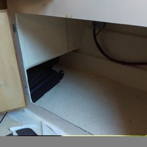 Media 'Under galley sink before' in album 'Under galley sink before'