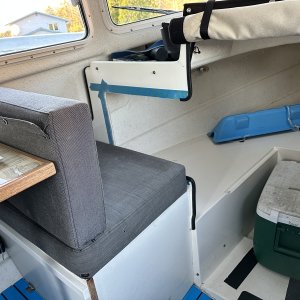 backrest cushion aft