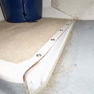 Media 'CD 16 seat box dam 001' in album ''Gunkholing' in a Lake Wateree cove'