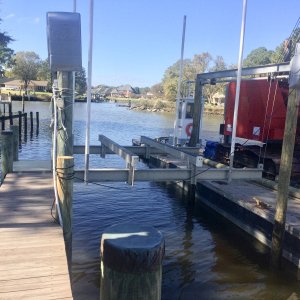 Media 'Lift for 26 in, but wiring still pends' in album 'Boat lift for the new OSPREY'