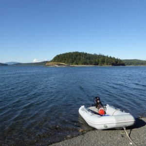 A quick run back to Skagit Island to use the facilities before turning in for the night.  The "facilities" are much nicer on Skagit than on Hope Island.