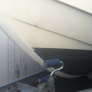 Keel Guard- with roller applicator