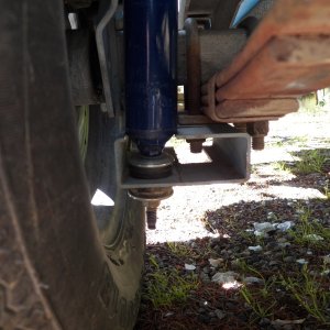 Bottom mount fabricated from rectangle tube.