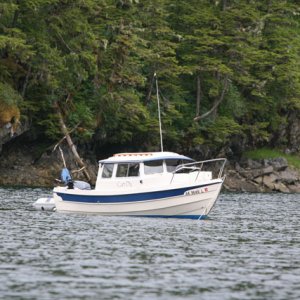 Can Du at anchor