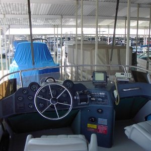 Helm Station with two captain's chairs. (Flying Bridge)